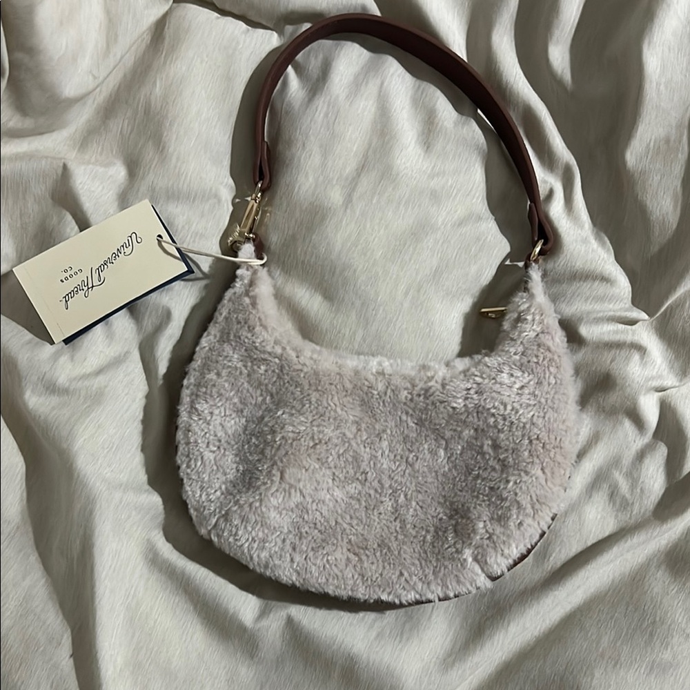 Women's Faux Fur Shoulder Bag - Cream